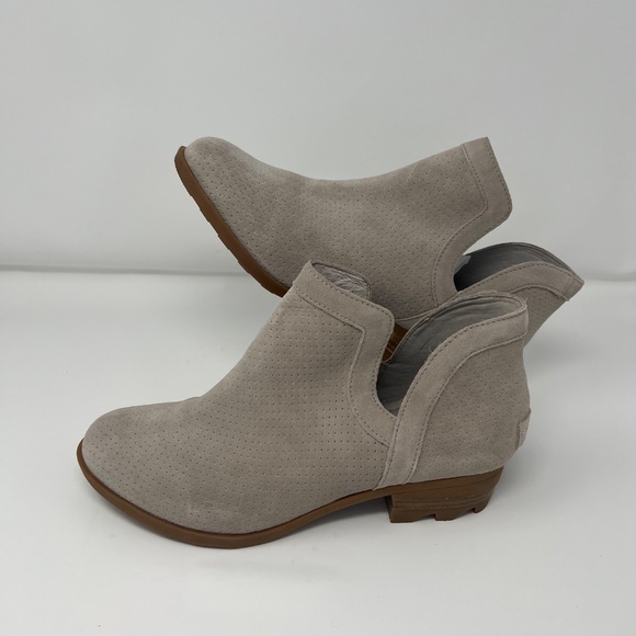 Sorel Women’s Lolla Cut Out Bootie – Fawn/Gum – Size 9.5 - Picture 2 of 11